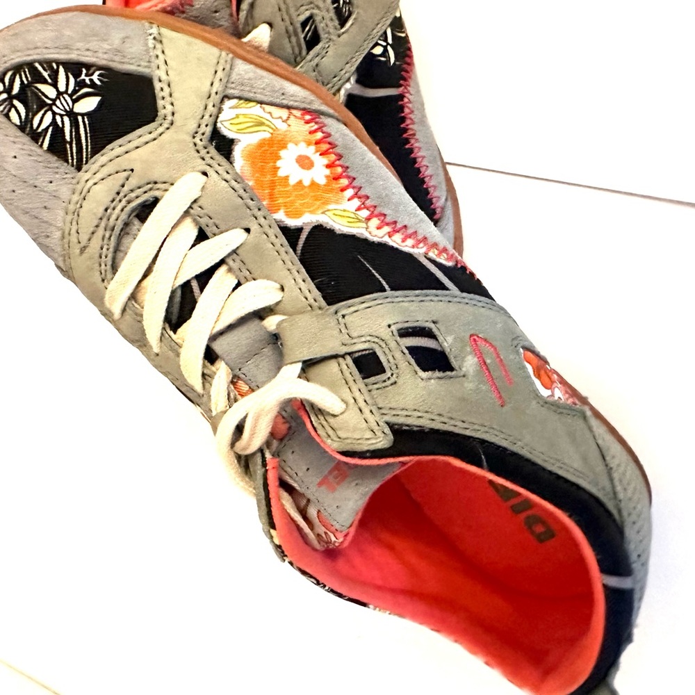 Diesel tennis shoes new with out tags size 10